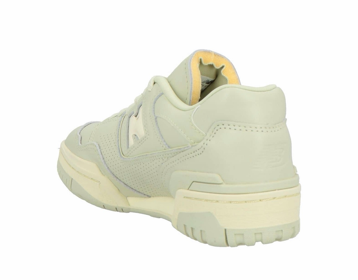 New Balance 550 Sneakers