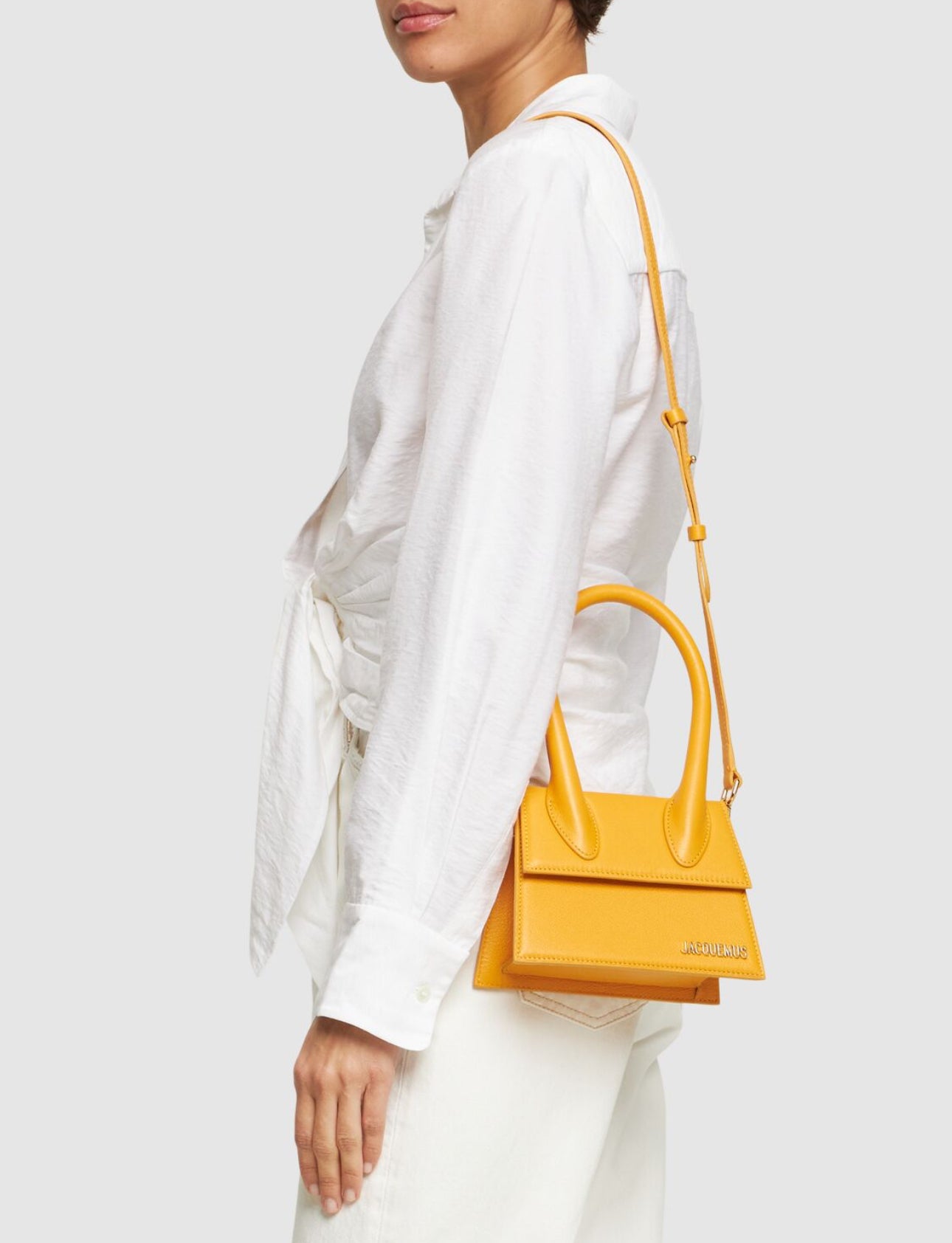 Jacquemus Le Chiquito Moyen Smooth Leather Bag