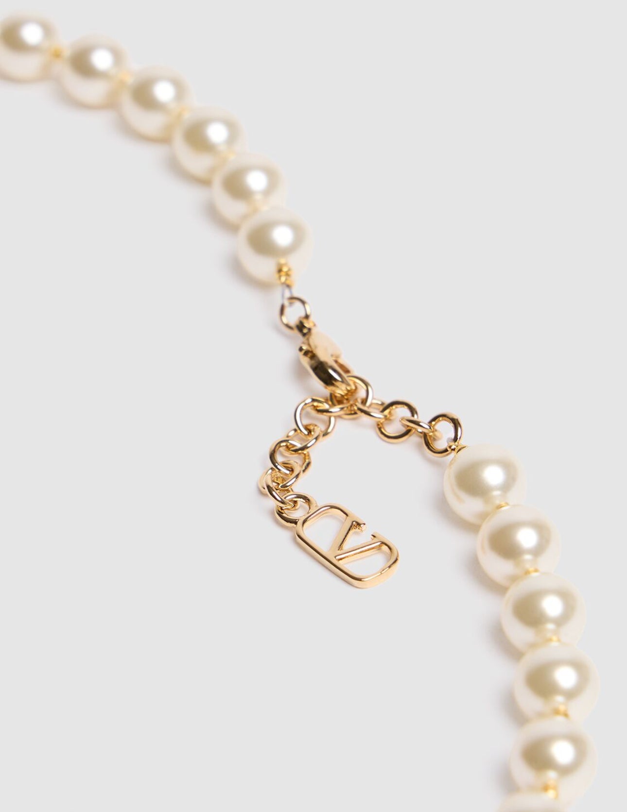 Valentino Garavani V Logo Signature Faux Pearl Necklace