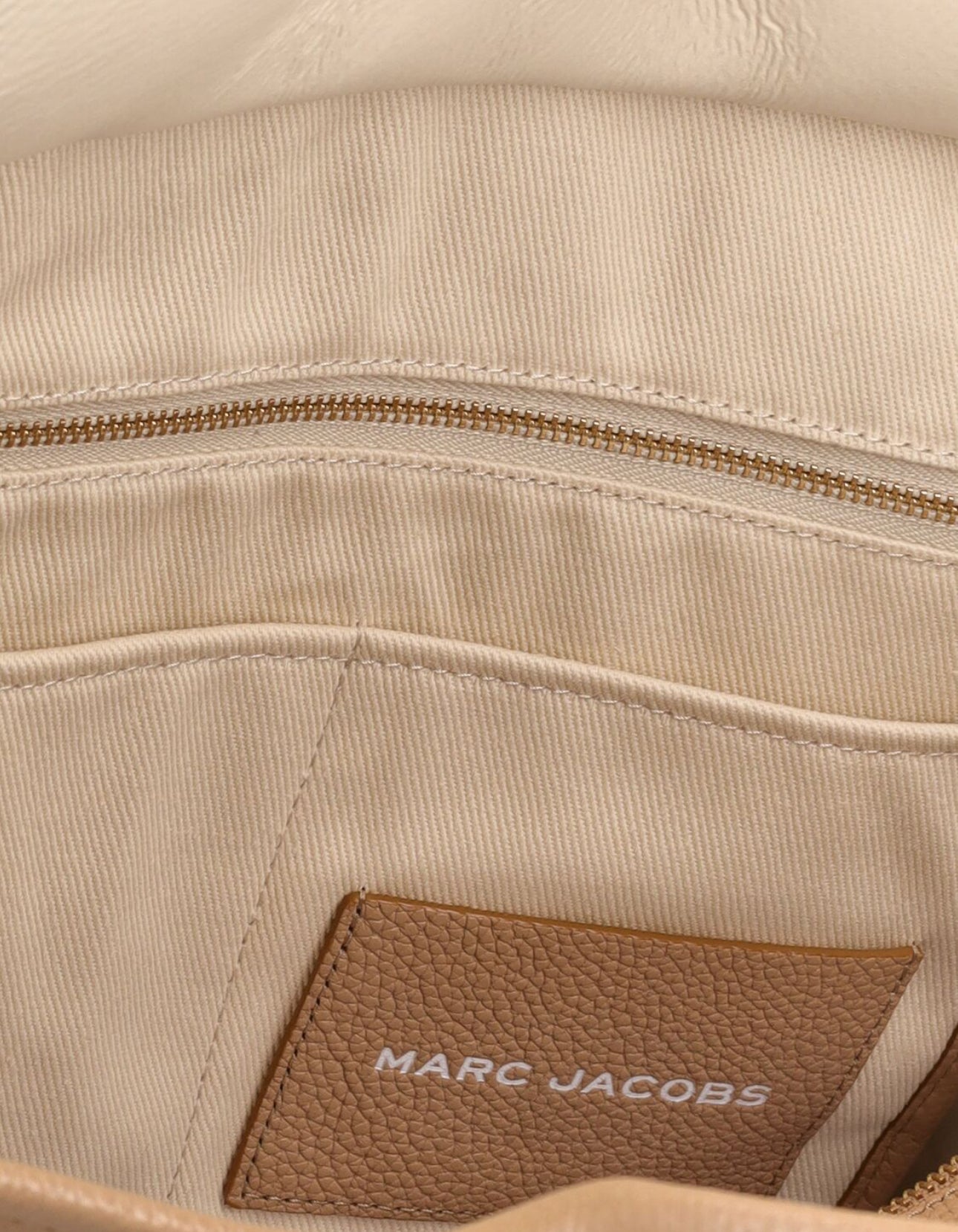 Marc Jacobs The Medium Tote Leather Bag