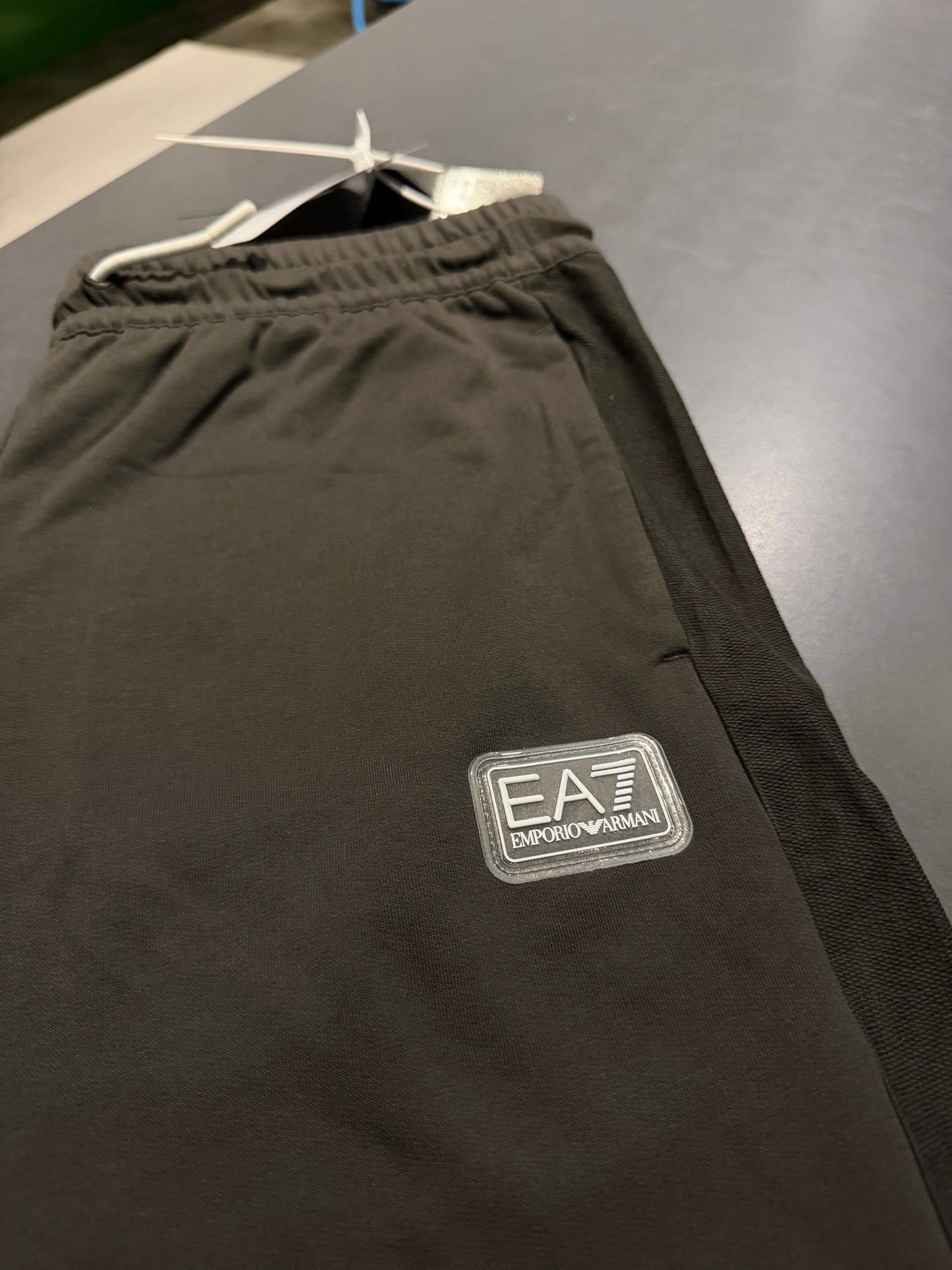 EA7 Emporio Armani Sweatshorts