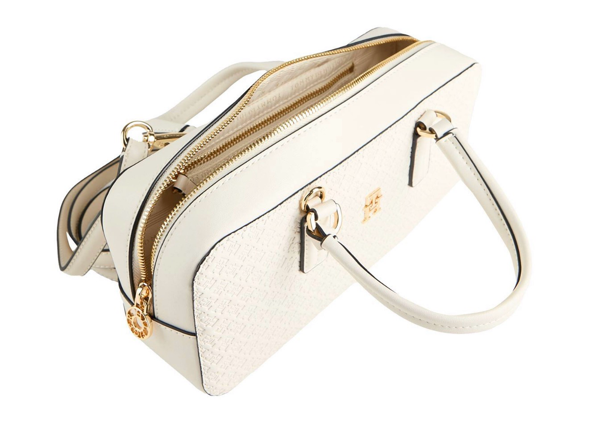Tommy Hilfiger Barrel Bag
