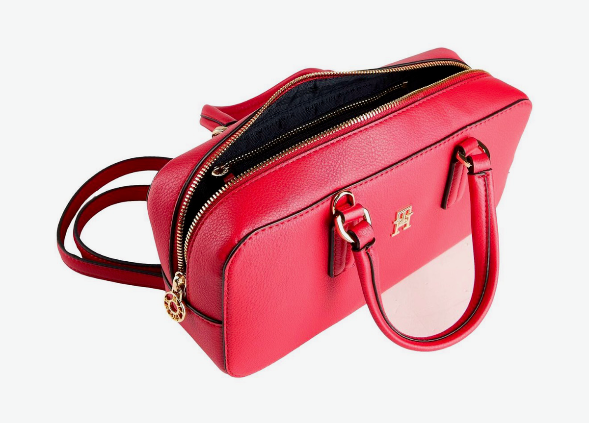 Tommy Hilfiger Barrel Bag