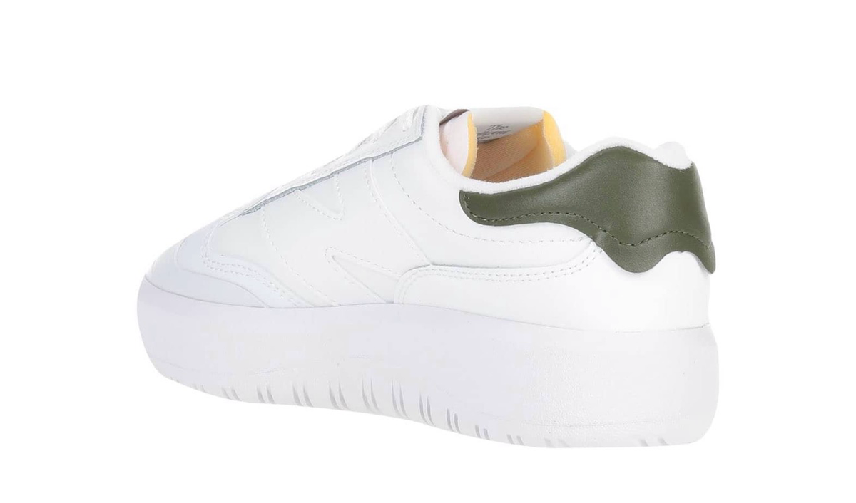 New Balance Sneakers