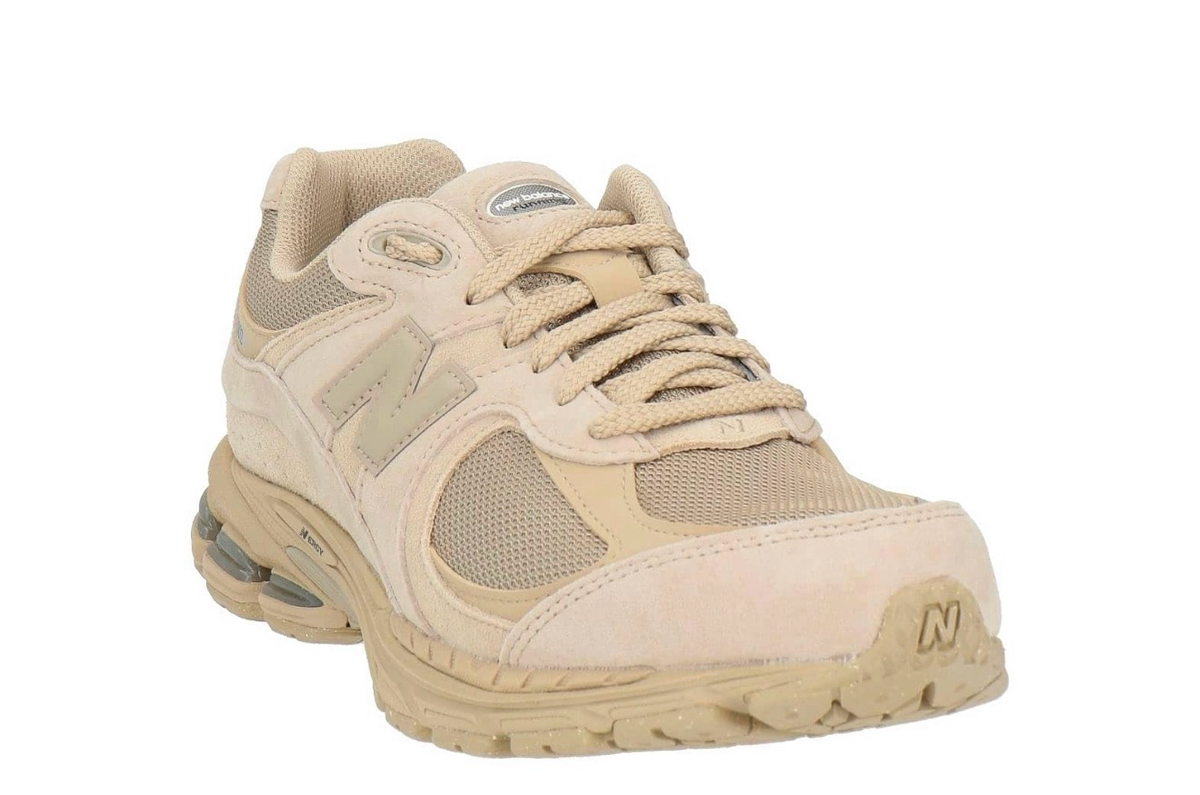 New Balance 2002 Sneakers