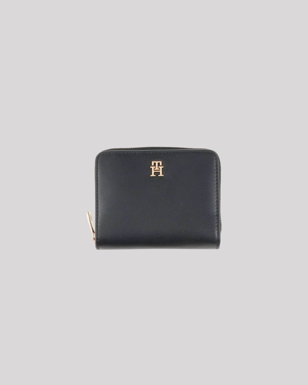 Tommy Hilfiger Wallets